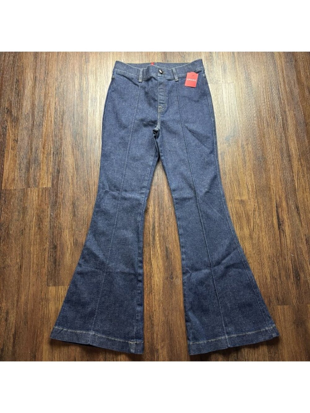 NWT Spanx Pintuck Flare Jeans Raw Indigo Dark Wash Women’s Size Medium